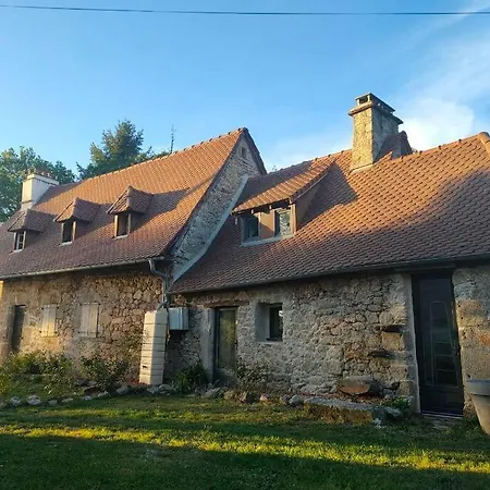 La Maisonette De Raphael Saint-Mamet-la-Salvetat